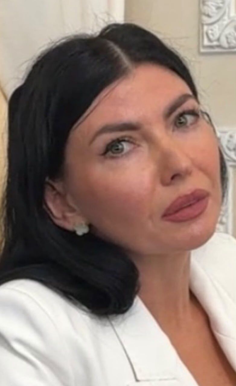  ''Неідеальні справи'' та Van Cleef ''за 30 гривень'': Вища рада правосуддя підтримала поновлення ''судді Майдану'' Марини Шаховніної