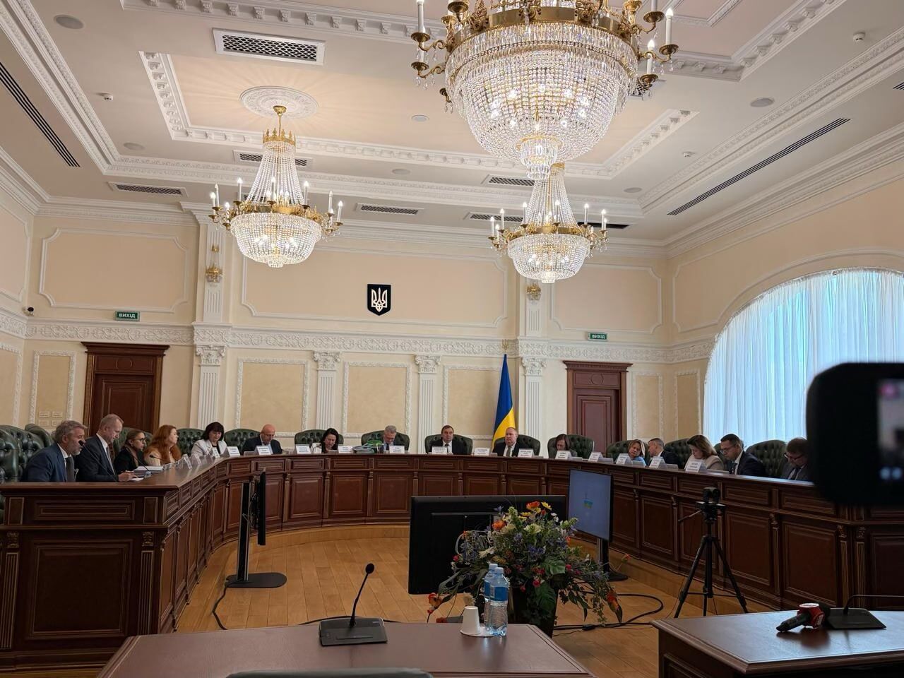  ''Неідеальні справи'' та Van Cleef ''за 30 гривень'': Вища рада правосуддя підтримала поновлення ''судді Майдану'' Марини Шаховніної
