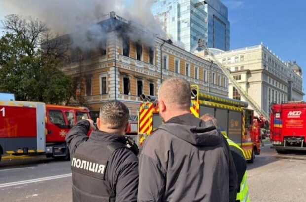После удара »Шахеда» здание Президиума НАН в Киеве готовят к консервации