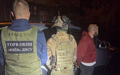 71 автомобиль в год: в Украине разоблачили схему наживы на гуманитарной помощи для ВСУ