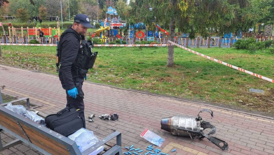 В Киеве российские дроны ранили трех женщин: что известно о последствиях атаки