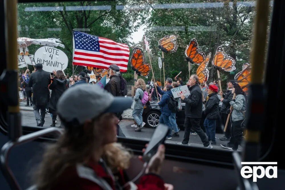 В США прошли тысячи акций против Трампа: протесты No Kings охватили все 50 штатов