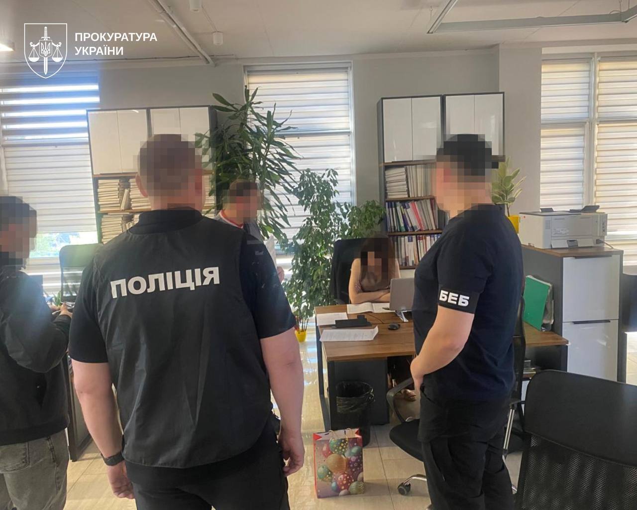 Держава ''заробила'' на секонд-хендах понад 51 млн грн: як в Україні викрили податкову схему з ФОПами