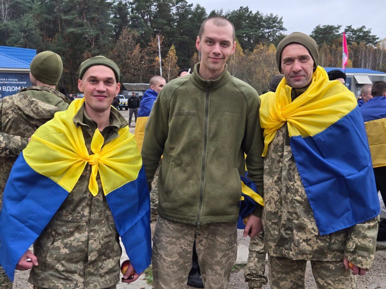 В Україну повернулися 270 полонених: серед них п’ятеро, яких вважали загиблими в Оленівці