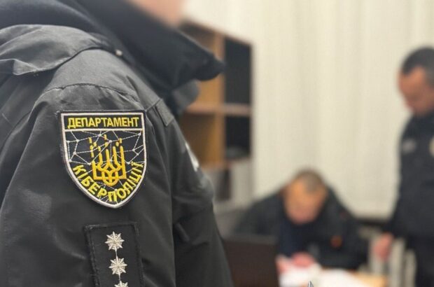 Оформлял кредиты на клиентов и присвоил более 1,1 млн грн: из Норвегии экстрадировали украинского банкира