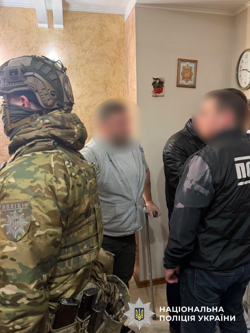 В Киевской области сорвали заказной приступ с кислотой на женщину: задержаны трое мужчин