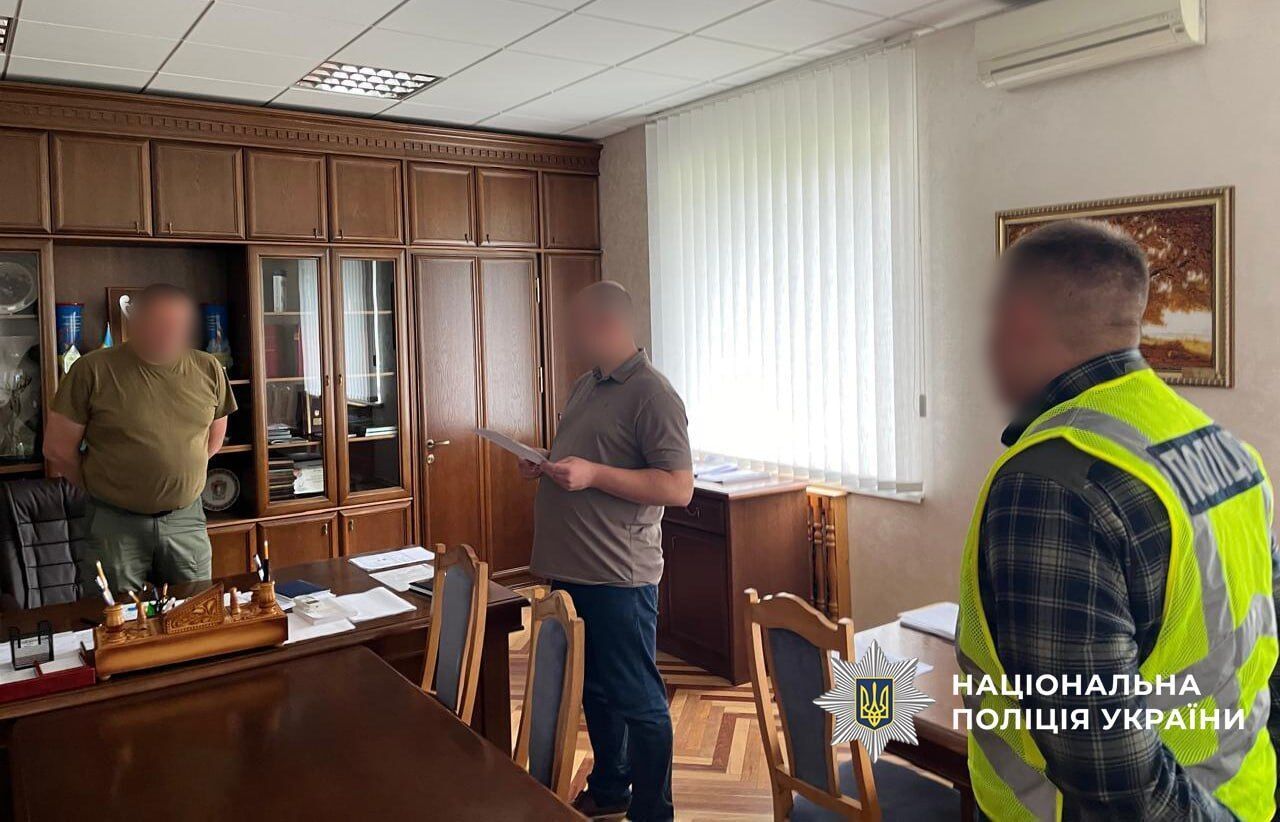 Махинации с древесиной на 8,6 млн грн: будут судить 13 участников схемы, действовавшей в шести областях