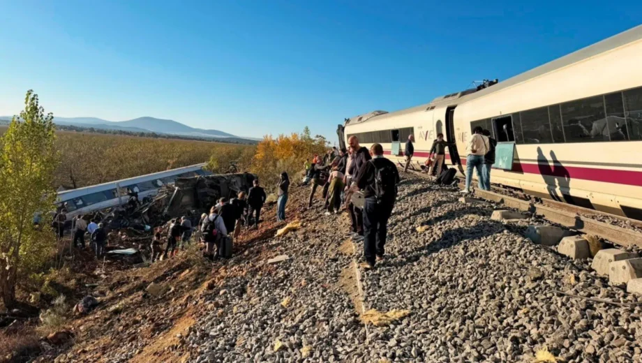 Залізнична катастрофа в Іспанії: поїзд Renfe врізався в Iryo поблизу Толедо