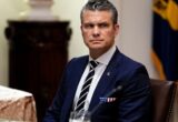 Гегсет звільнив Бретта Сільвію через підозри у витоку даних