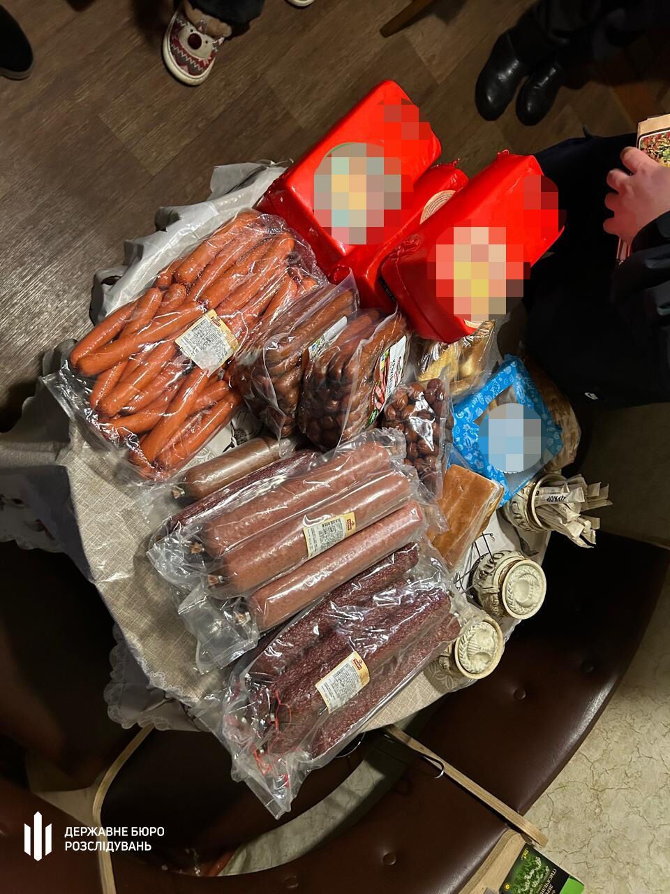 Продукты для ВСУ продавали гражданским: в Донецкой области разоблачили схему с убытком в 2,7 млн грн