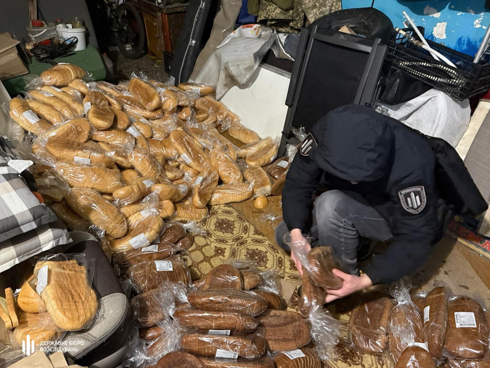 Продукты для ВСУ продавали гражданским: в Донецкой области разоблачили схему с убытком в 2,7 млн грн