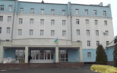 Жалобы на палаты, задержку перевязки и просьбу дать деньги: что известно о скандале в больнице Боярки