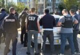 Автівки завезли для ЗСУ, а виставили на маркетплейс: у Миколаєві затримали 39-річного чоловіка