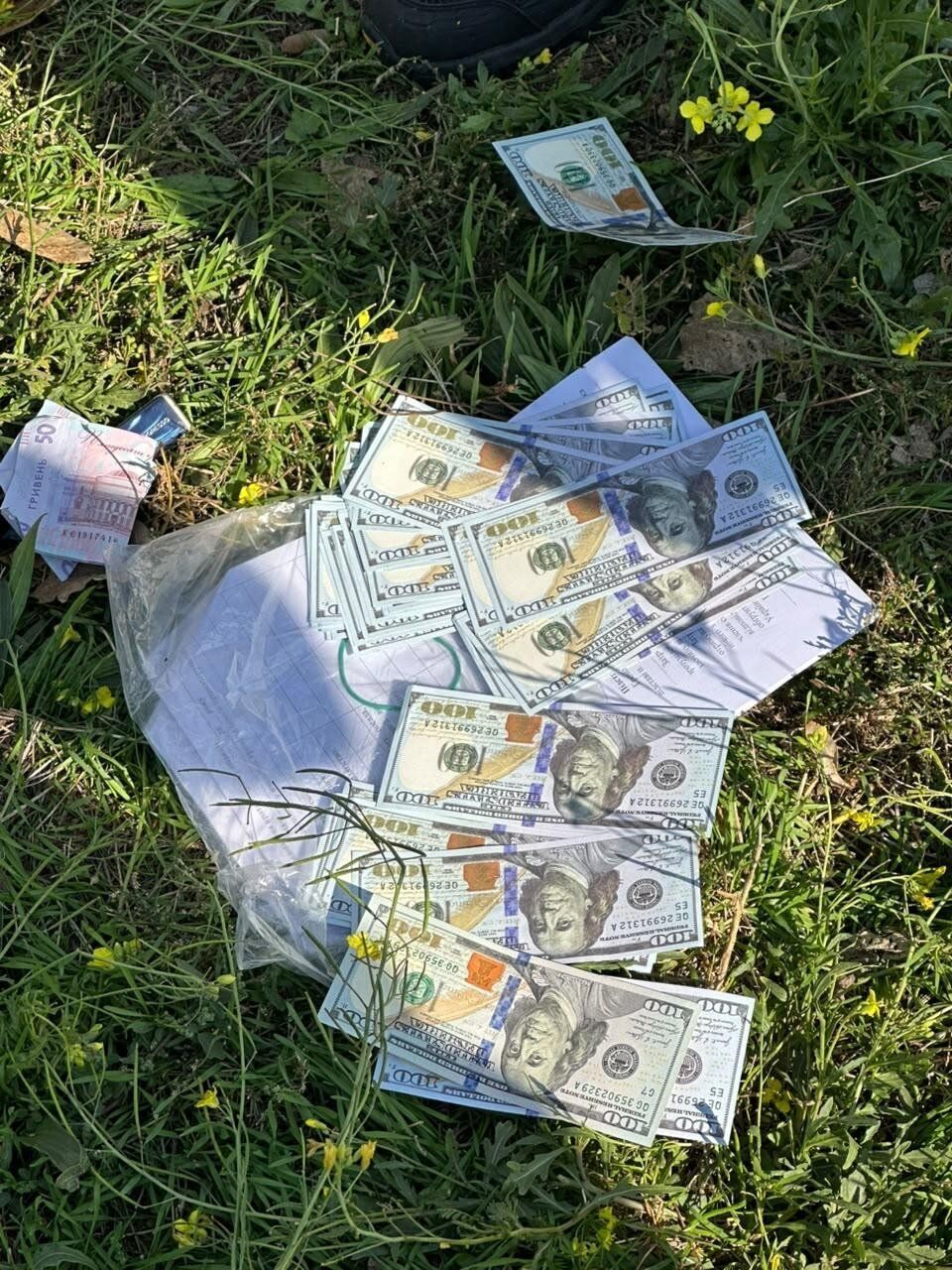 Коррупционная схема на $5000: на Днепропетровщине военный обещал службу без участия в боевых действиях