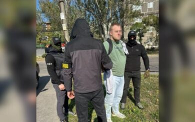 Коррупционная схема на $5000: на Днепропетровщине военный обещал службу без участия в боевых действиях
