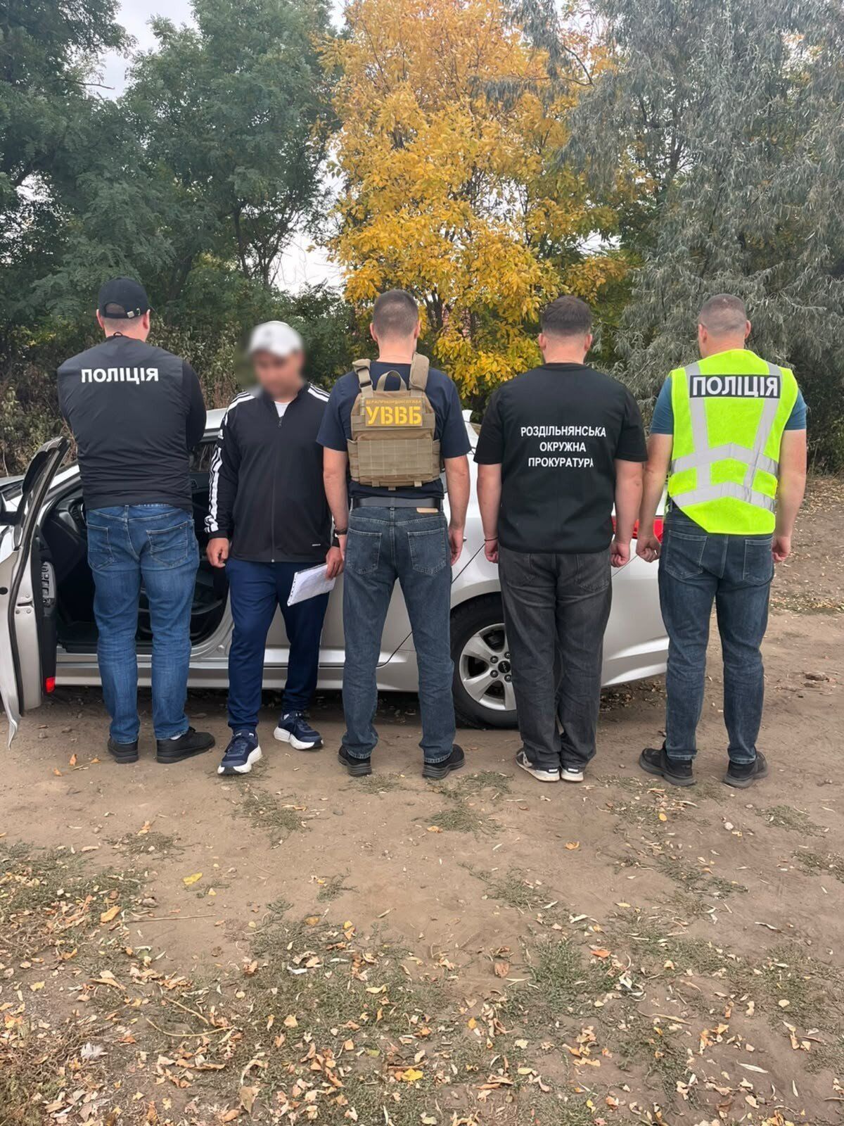 Дружина перевіряла пости, чоловік віз до кордону: на Одещині викрили схему переправлення до Молдови за $5000